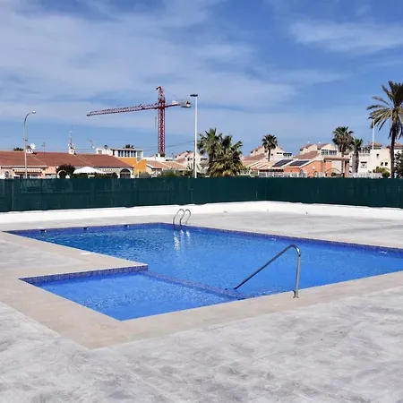 Casa Alex Torrevieja- House - Con Piscina Comunitaria Holiday home